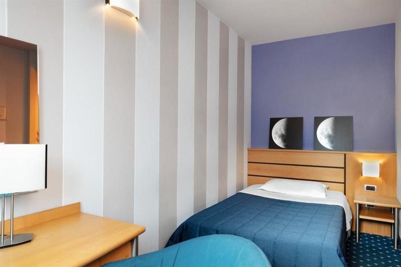 Garda Hotel Montichiari Exterior photo